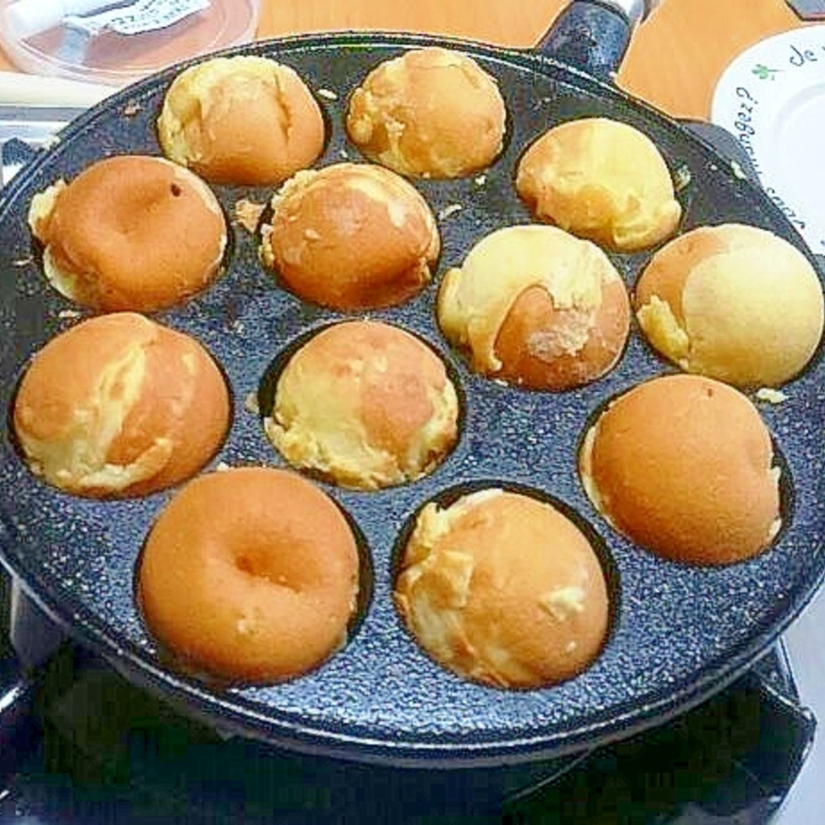 たこ焼き器で焼くコロコロベビーカステラ レシピ 作り方 By Kabatan まき 楽天レシピ たこ焼き器で焼くコロコロベビーカステラ レシピ 作り方 By Kabatan まき 楽天レシピ